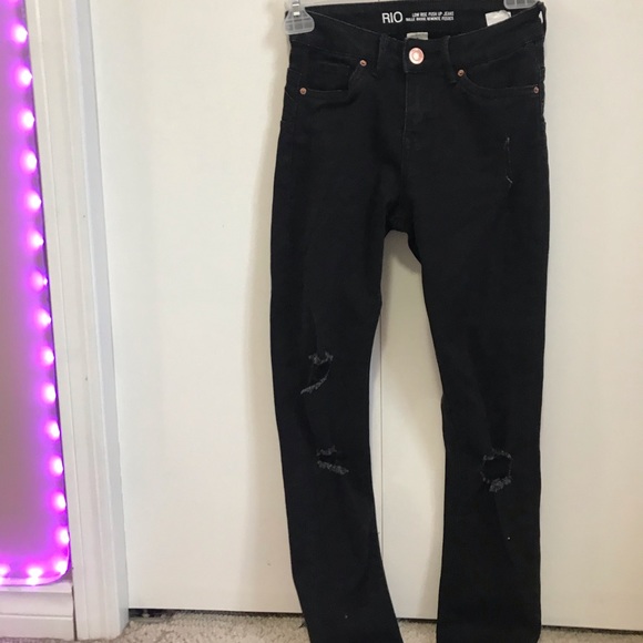 jeans - Picture 2 of 3